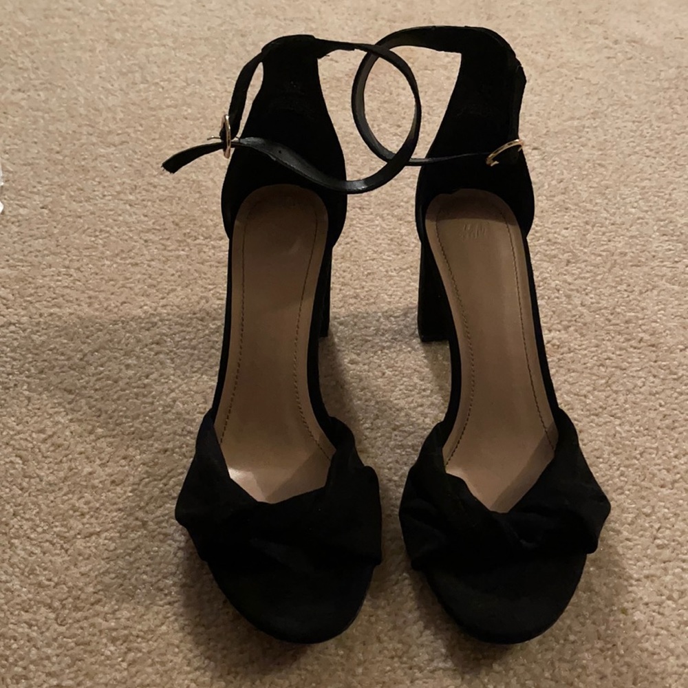Black shoes